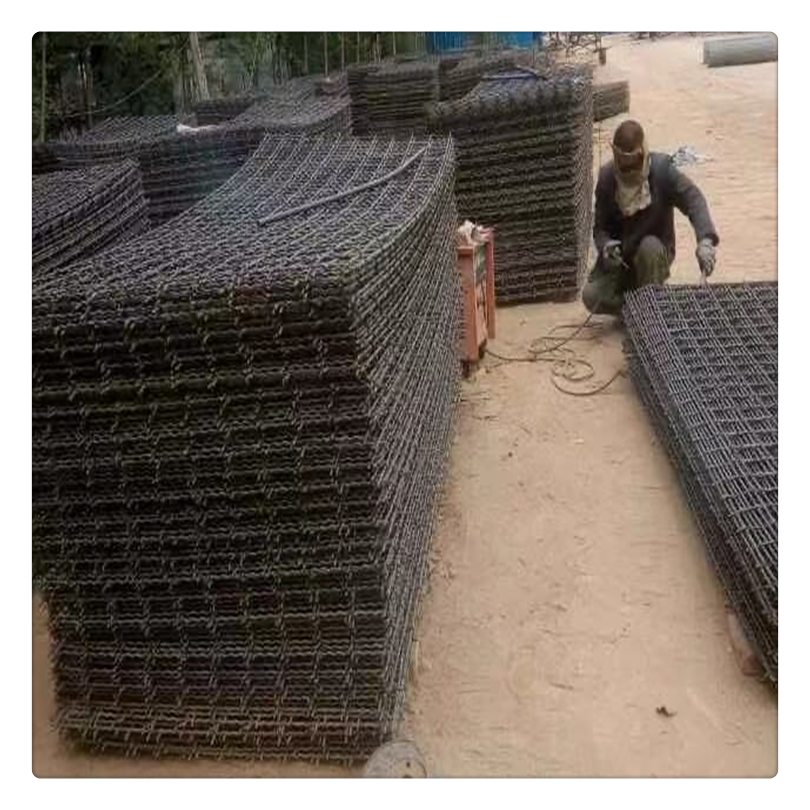 新疆鋼筋編織焊接網片軋花編織焊接網圖片3